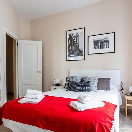 Cadiz Cinema By Cadiz Time Apartment Bagian luar foto