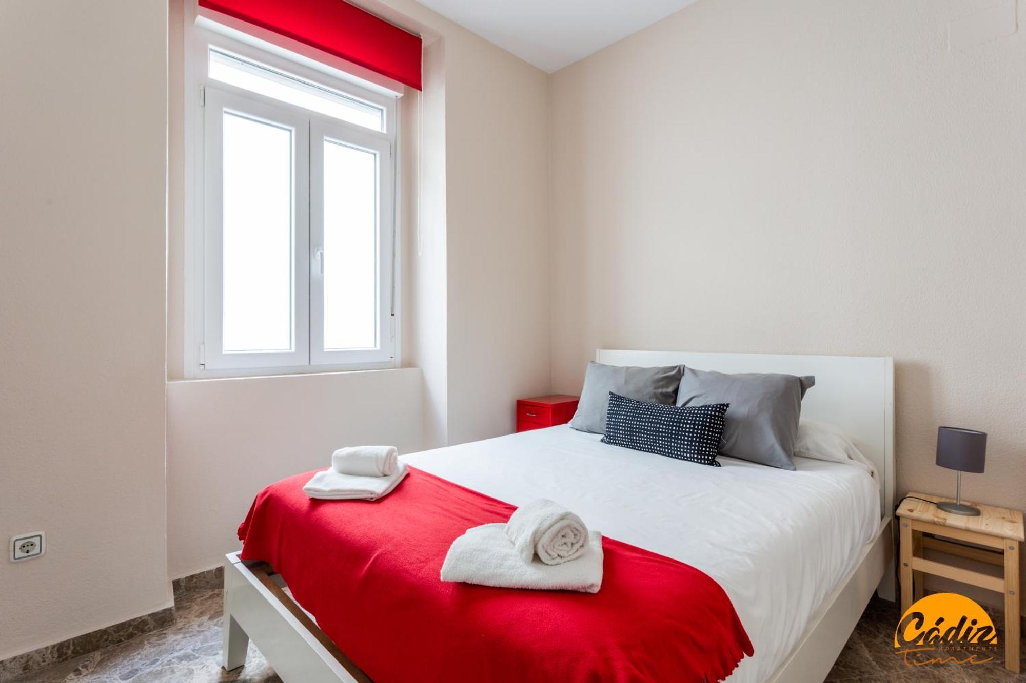 Cadiz Cinema By Cadiz Time Apartment Bagian luar foto